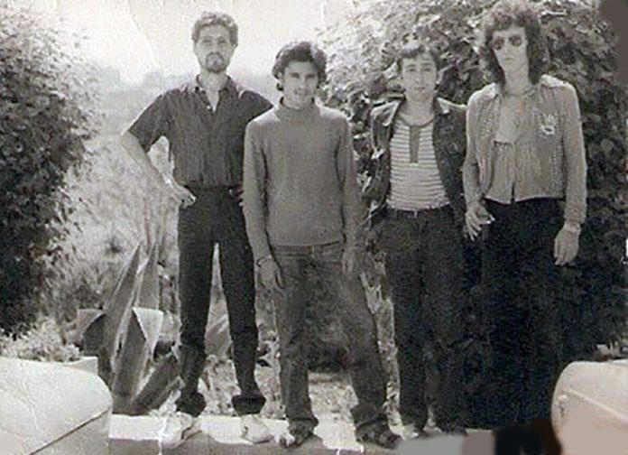 El autor con unos colegas en en la clínica Nuestra Señora de la Paz de Madrid.