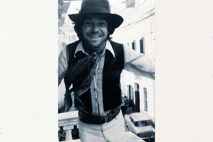 Gaspar en Marruecos, 1970. Fotografia archivo familiar_banner